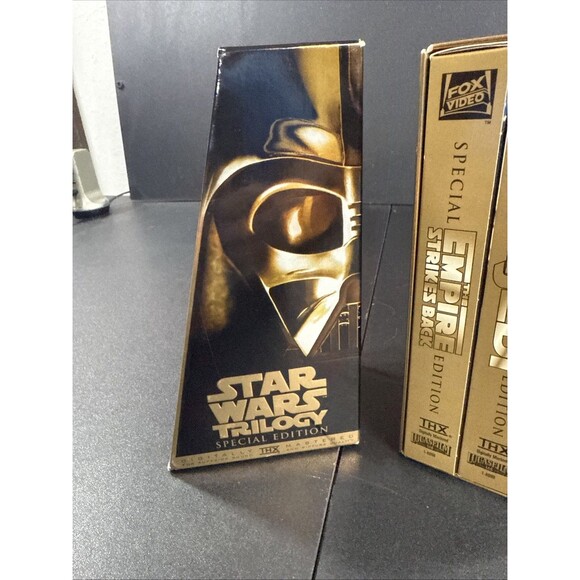 Vintage Star Wars Trilogy VHS Box Set Special Edition 1997 Gold - Picture 4 of 7